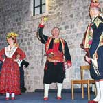 Dubrovaki primorski svatovi u Stonu na Noi folklora